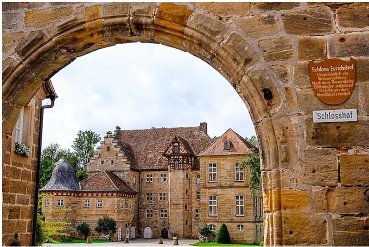 Gutsverwaltung Schloss Eyrichshof Ebern Zewnętrze zdjęcie